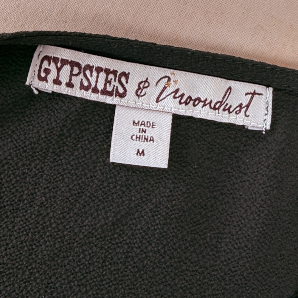 Gypsies & Moondust Black Tie-Front Crop Top - Picture 6 of 10